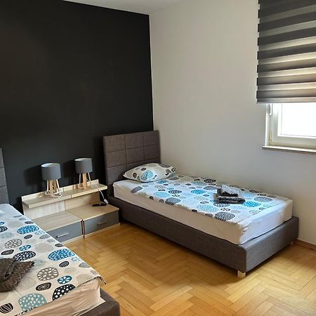 Apartment Lungomare プーラ エクステリア 写真