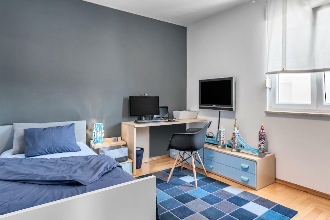 Apartment Lungomare プーラ エクステリア 写真