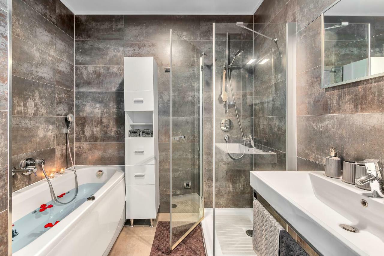 Apartment Lungomare プーラ エクステリア 写真